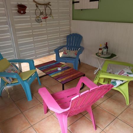 Bel Appartement - Proche Des Plages De Sainte Anne Eksteriør billede